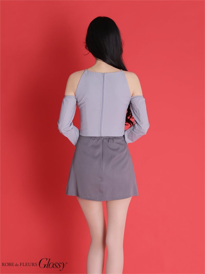 Glossy ローブドフルールグロッシー 【XSサイズあり】 チェーンストラップフロントジップセットアップミニキャバドレス gl4160