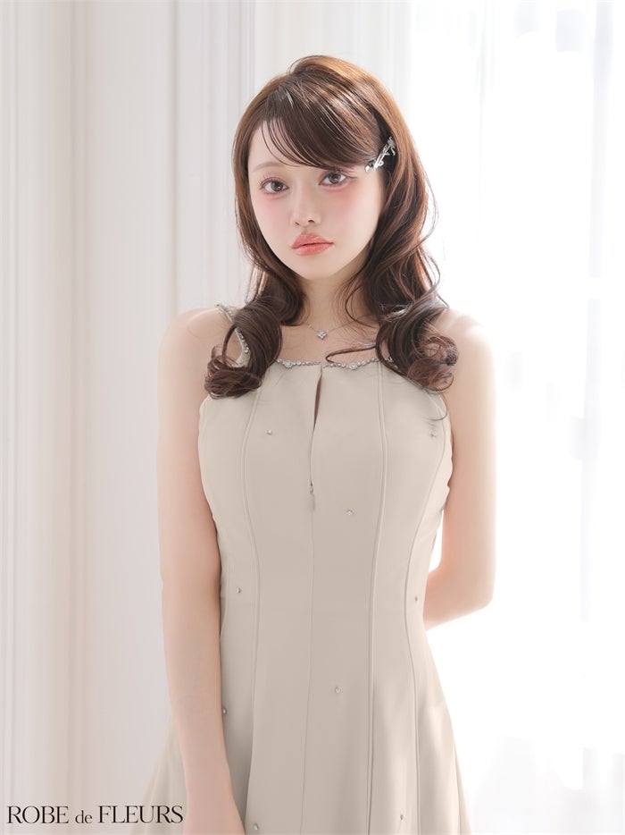 ROBE de FLEURS ローブドフルール 【XSサイズあり】バックリボンビジューミニキャミキャバドレス fm4174-c