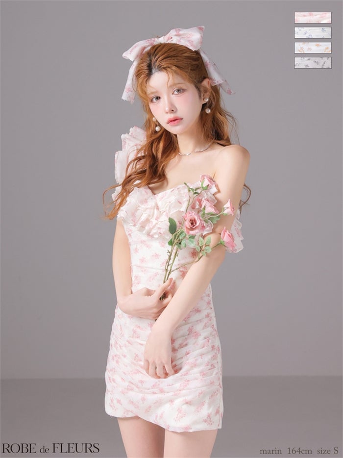 ROBE de FLEURS ローブドフルール 【XSサイズあり】ラメフラワーギャザーフリルミニキャバドレス fm4908-c