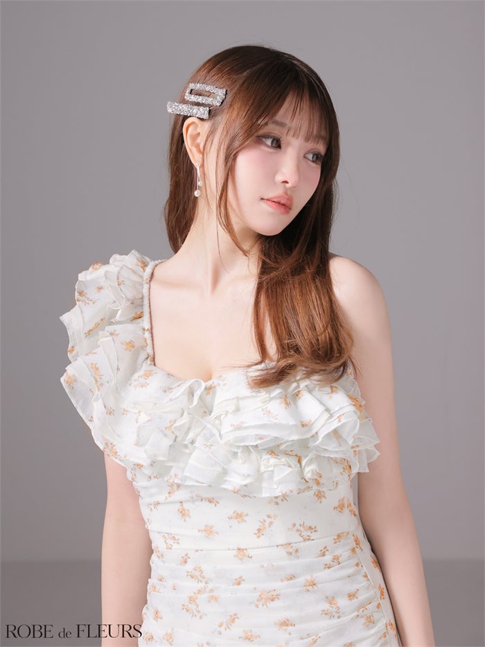 ROBE de FLEURS ローブドフルール 【XSサイズあり】ラメフラワーギャザーフリルミニキャバドレス fm4908-c