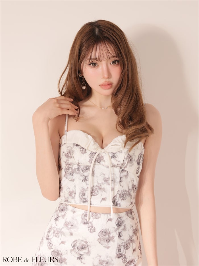 【6月上旬頃入荷予定】 ROBE de FLEURS ローブドフルール 【XSサイズあり】 フラワープリーツリボンセットアップミニキャバドレス fm5005-c