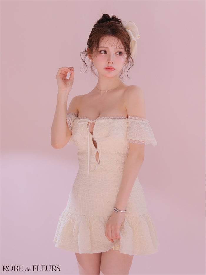ROBE de FLEURS ローブドフルール 【XSサイズあり】 オフショルシフォンリボンセットアップミニキャバドレス fm5002-c