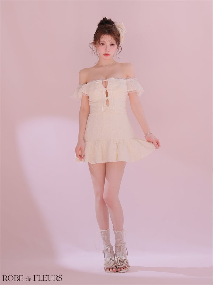 ROBE de FLEURS ローブドフルール 【XSサイズあり】 オフショルシフォンリボンセットアップミニキャバドレス fm5002-c