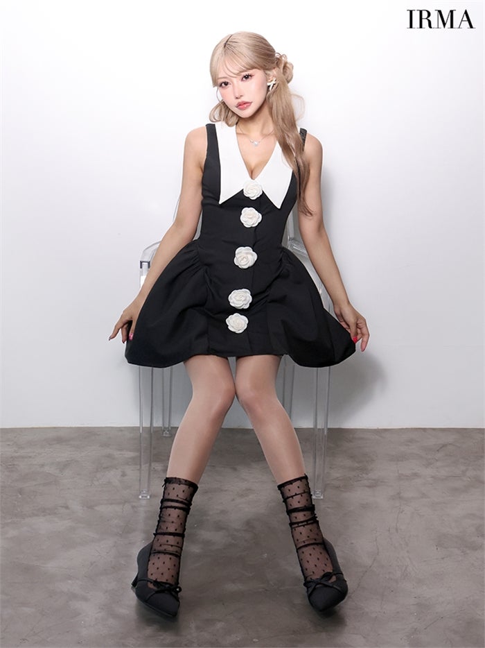 【7月下旬頃入荷予定】IRMA イルマ 襟付き/ドッキング/コサージュボタン/バイカラー/バルーンスカート/フレア ミニドレス ワンピース ir61071-c