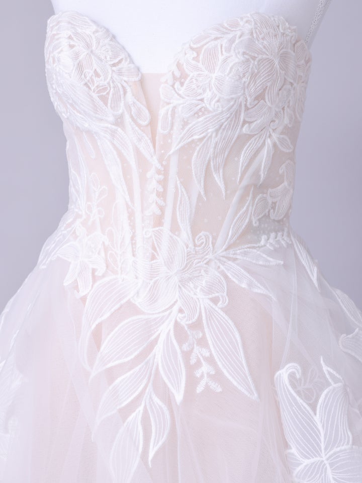 vanityME.couture. バニティーミークチュール Lys Blanc Couture リス・ブラン・クチュール ロングドレス ホワイト 白 リリー フリル プリンセス バースデー vctr-l-vvl059