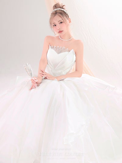 vanityME.couture. バニティーミークチュール Blanc Fleur Couture 