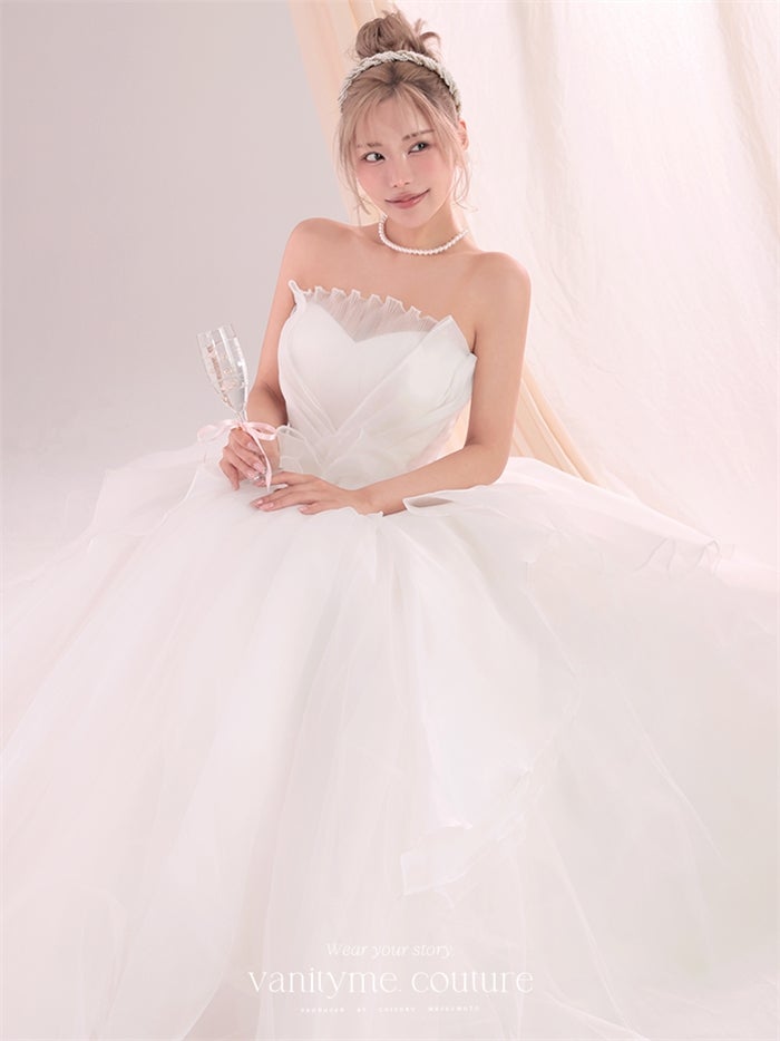 vanityME.couture. バニティーミークチュール Blanc Fleur Couture