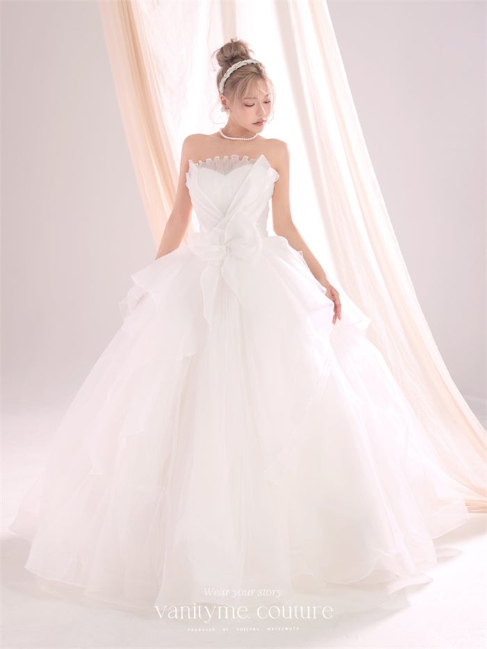 vanityME.couture. バニティーミークチュール Blanc Fleur Couture