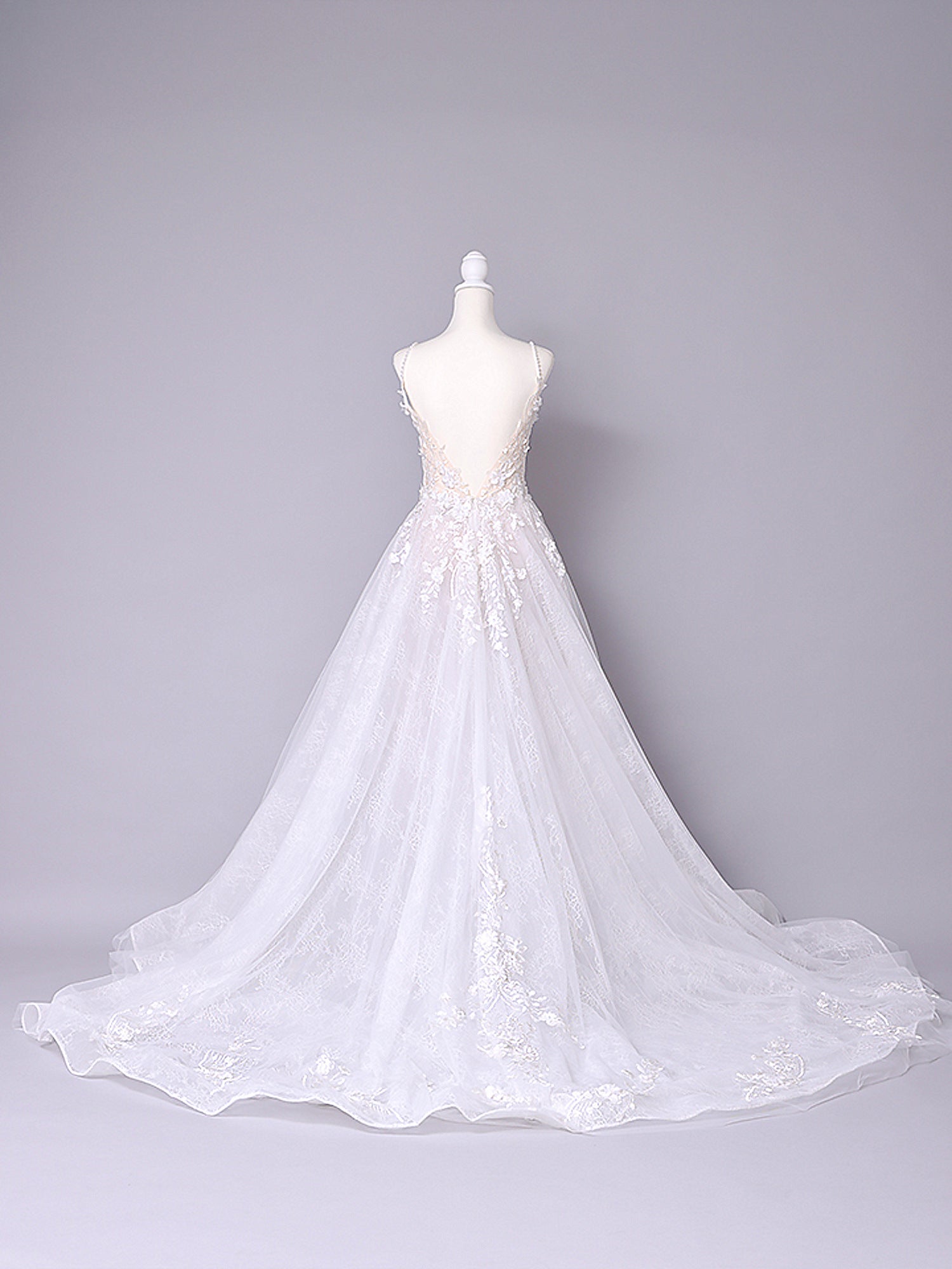 vanityME.couture. バニティーミークチュール Jardin Blanc Couture ジャルダン・ブラン・クチュール ロングドレス オフホワイト 白 フラワー レース バースデー vctr-l-cd857w