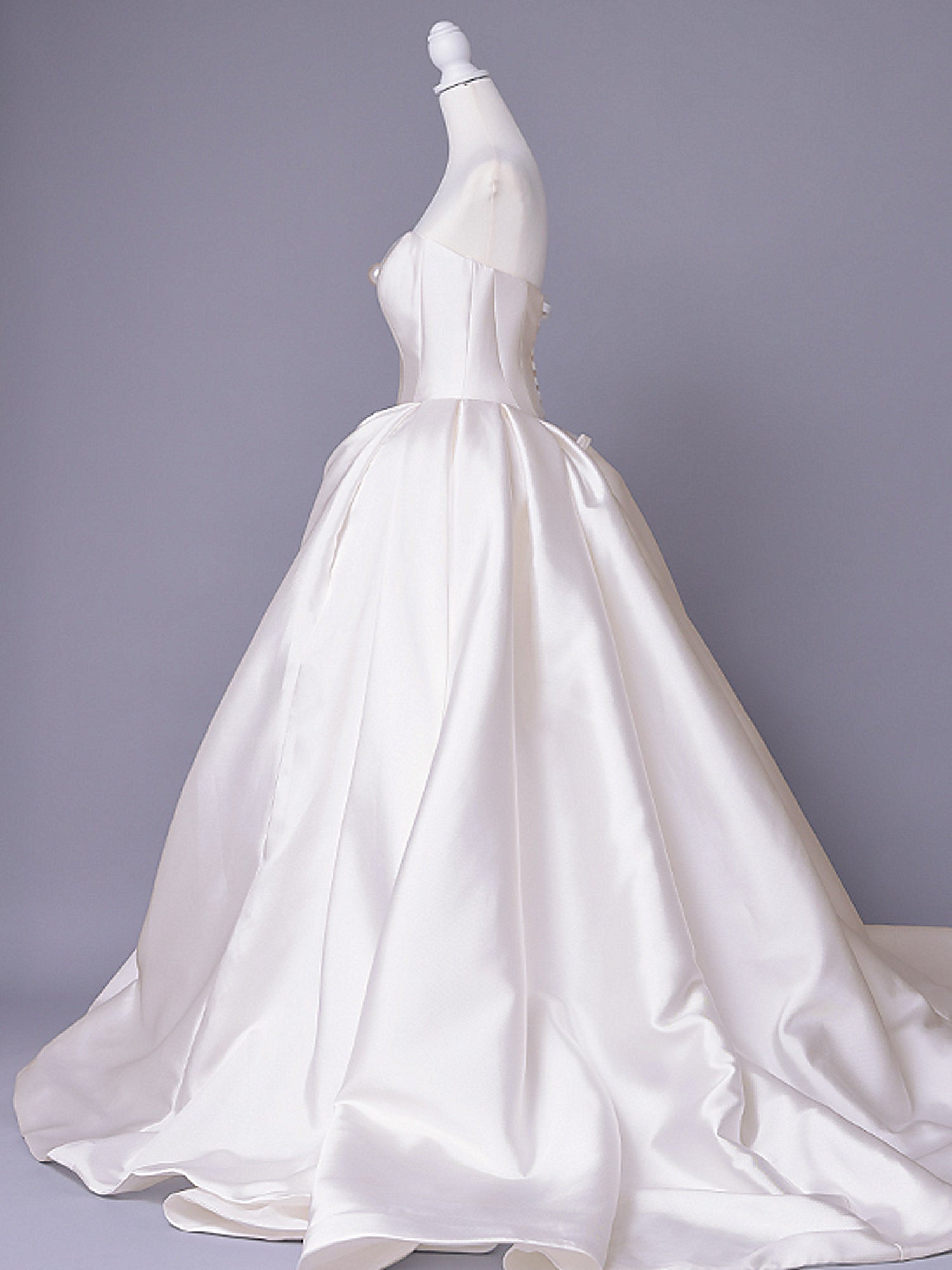 vanityME.couture. バニティーミークチュール Blanc Perle Couture ブラン・ペルル・クチュール ロングドレス ホワイト 白 サテン パール プリンセス バースデー vctr-c-0072