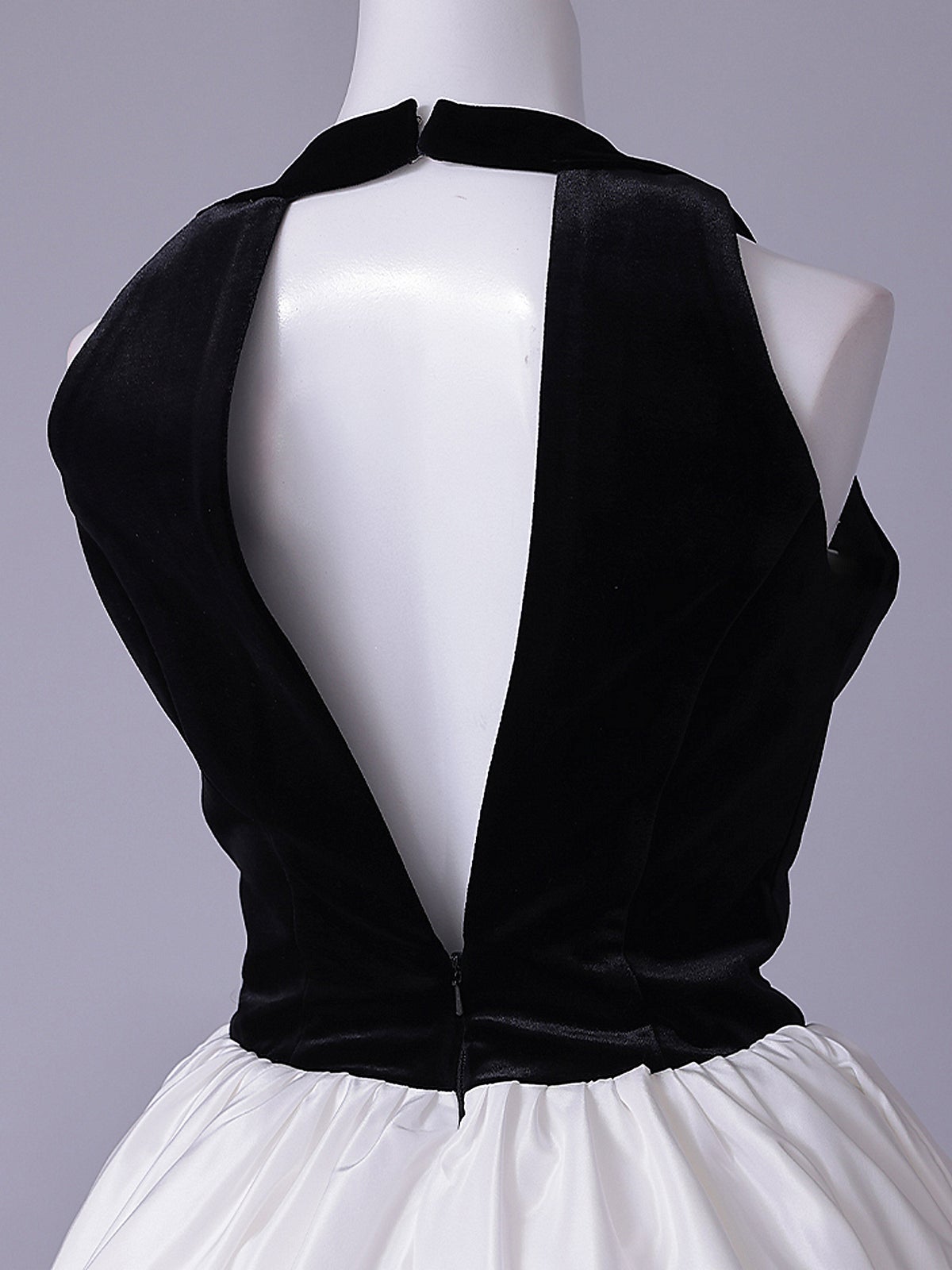 vanityME.couture. バニティーミークチュール Noir Blanc Couture ノワール・ブラン・クチュール ロングドレス ブラック 黒 ホワイト ベロア パール バースデー vctr-c-1202