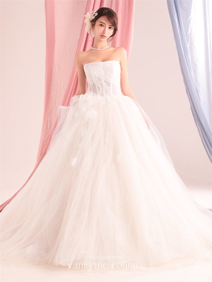 vanityME.couture. バニティーミークチュール Blanc Petale Couture