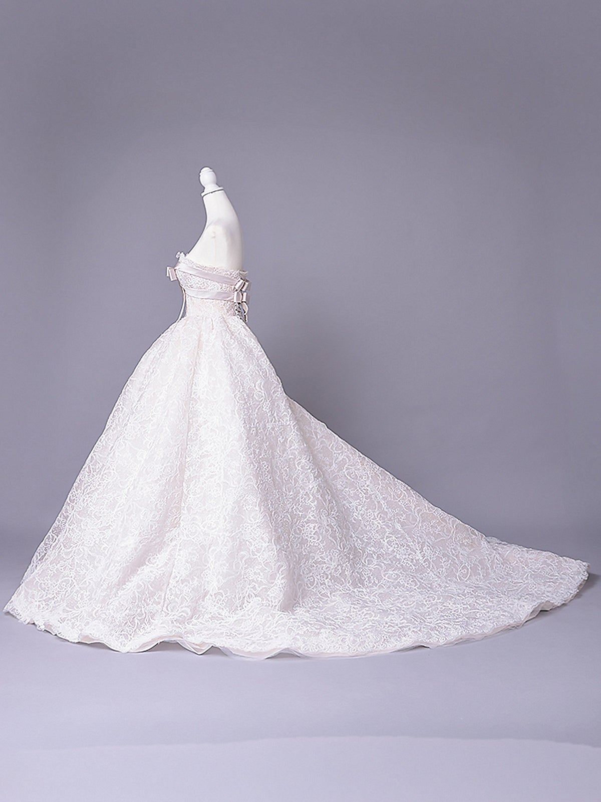 vanityME.couture. バニティーミークチュール Fleur Ruban Couture フルール・リュバン・クチュール ロングドレス ホワイト 白 総レース リボン バースデー vctr-c-5126