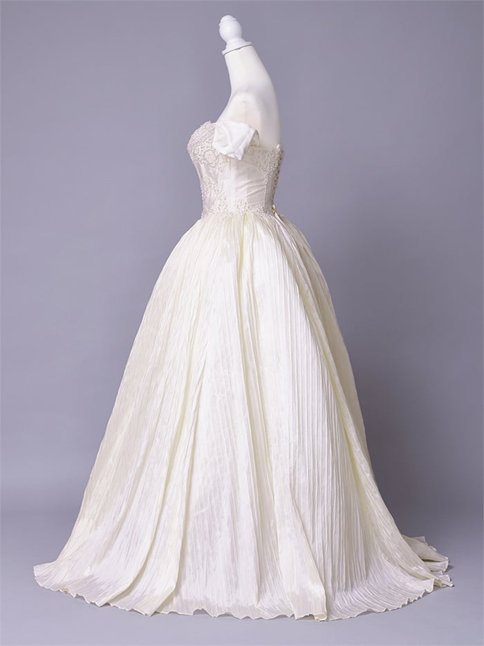 vanityME.couture. バニティーミークチュール Ivoire Perle Couture イヴォワール・ペルル・クチュール ロングドレス ホワイト 白 パール ビーズ刺繍 バースデー vctr-c-8880
