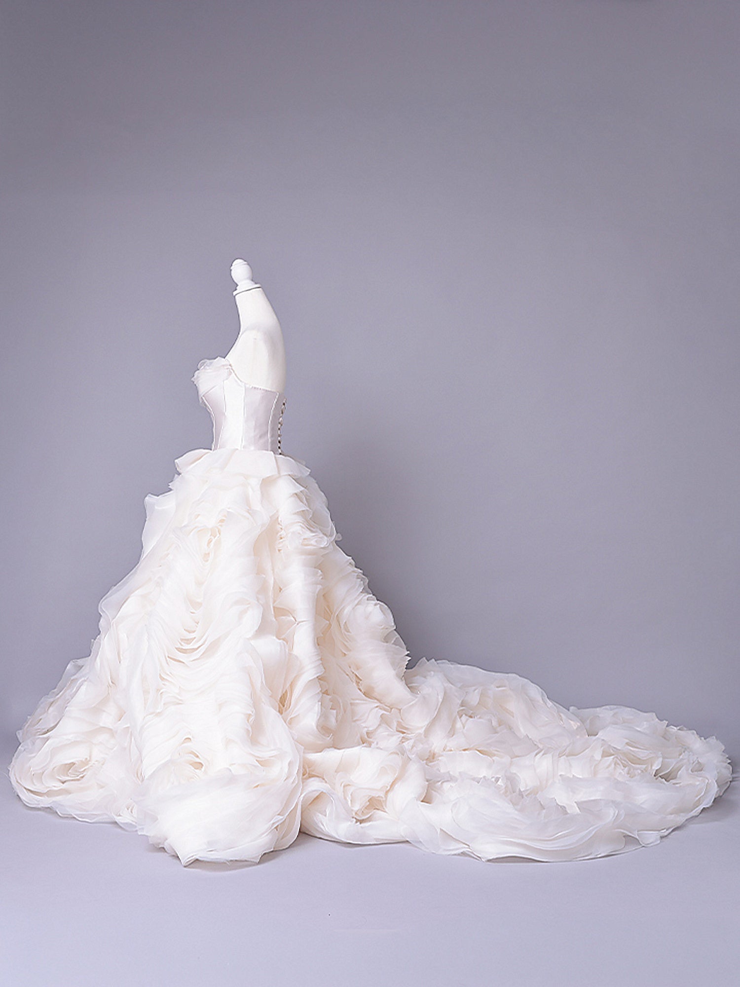 vanityME.couture. バニティーミークチュール Rose Neige Couture ローズ・ネージュ・クチュール ロングドレス ホワイト 白 薔薇 フリル ボリューム バースデー vctr-c-lw-160