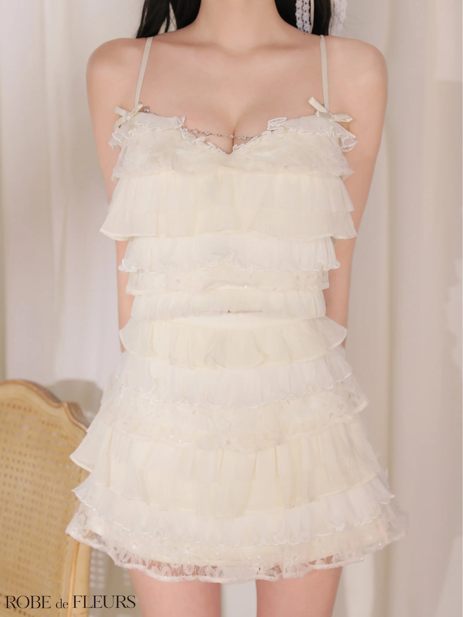 ROBE de FLEURS ローブドフルール 【XSサイズあり】フラワーレースティアードフリルミニキャバドレス fm4673-c