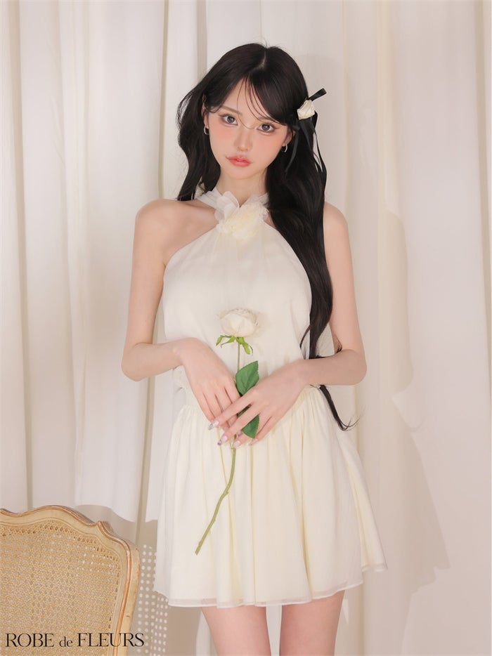 ROBE de FLEURS ローブドフルール 【XSサイズあり】フラワーブローチホルターネックラメフレアミニキャバドレス fm4649
