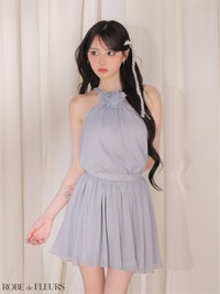 ROBE de FLEURS ローブドフルール 【XSサイズあり】フラワーブローチホルターネックラメフレアミニキャバドレス fm4649