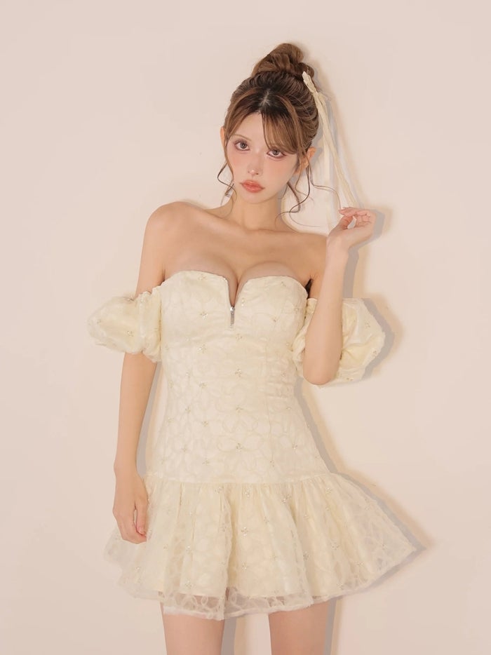 ROBE de FLEURS ローブドフルール スパンコールフラワーレースオフショルミニキャバドレス fm4942-c