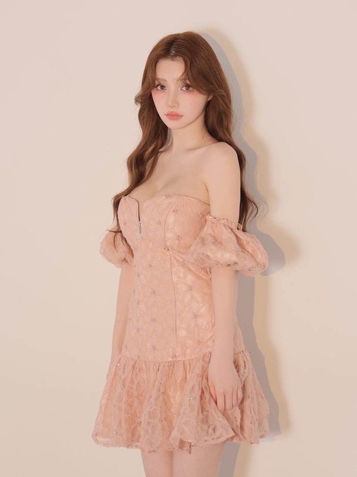 ROBE de FLEURS ローブドフルール スパンコールフラワーレースオフショルミニキャバドレス fm4942-c