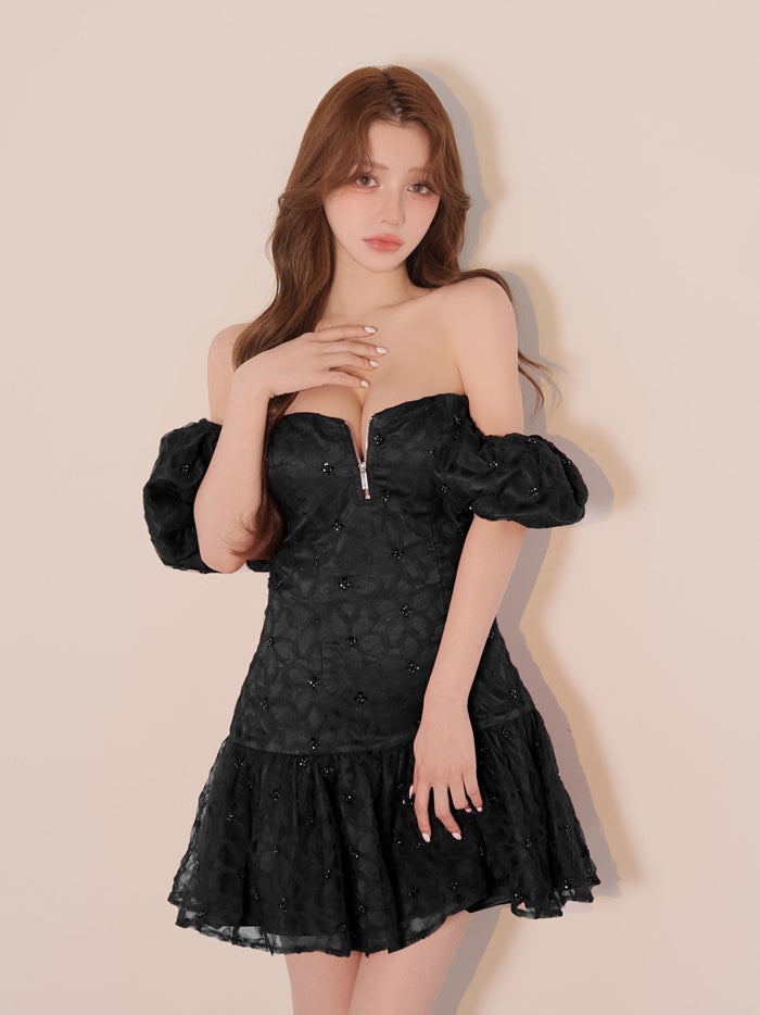 ROBE de FLEURS ローブドフルール スパンコールフラワーレースオフショルミニキャバドレス fm4942-c